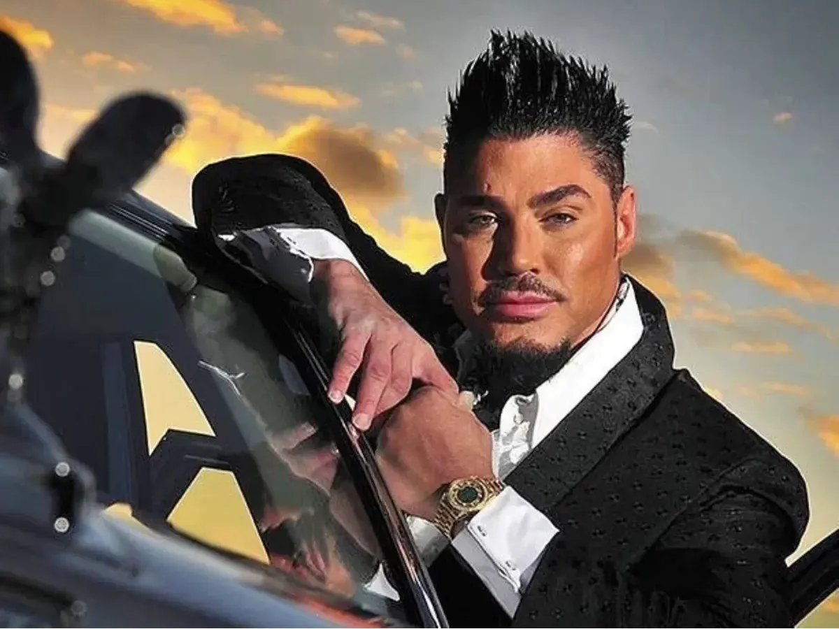 Subasta millonaria de un objeto histórico de Ricardo Fort