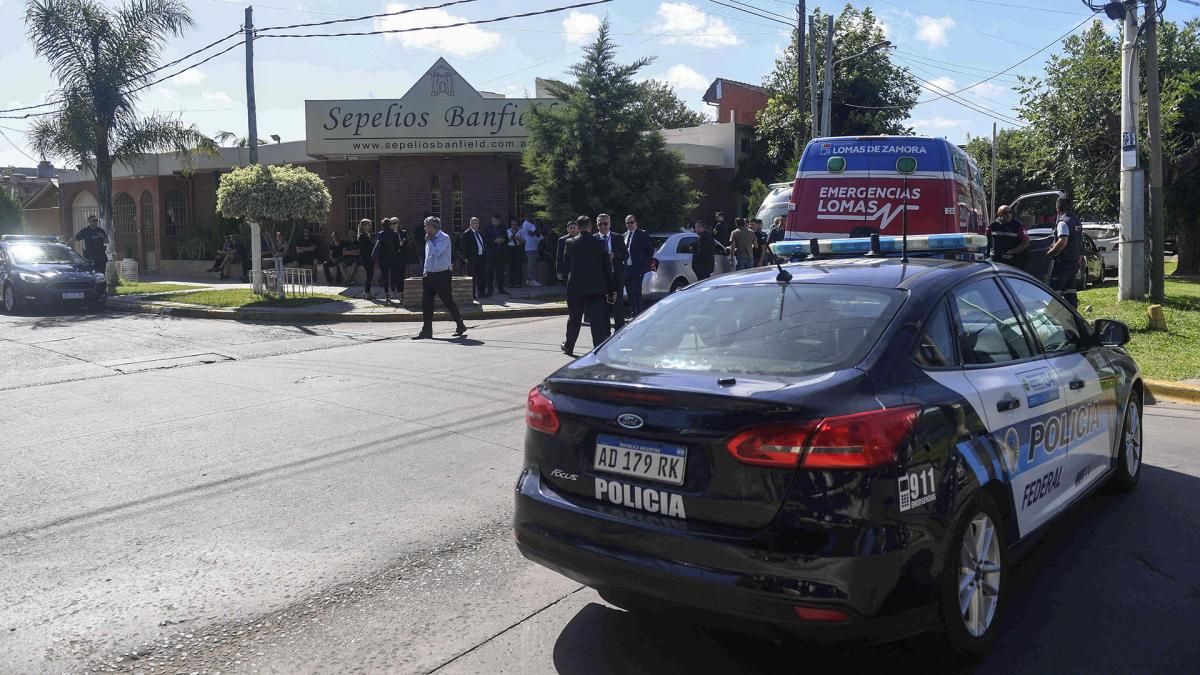 Umma fue Velada en la casa de Sepelios Banfield. Umma fue Velada en la casa de Sepelios Banfield.