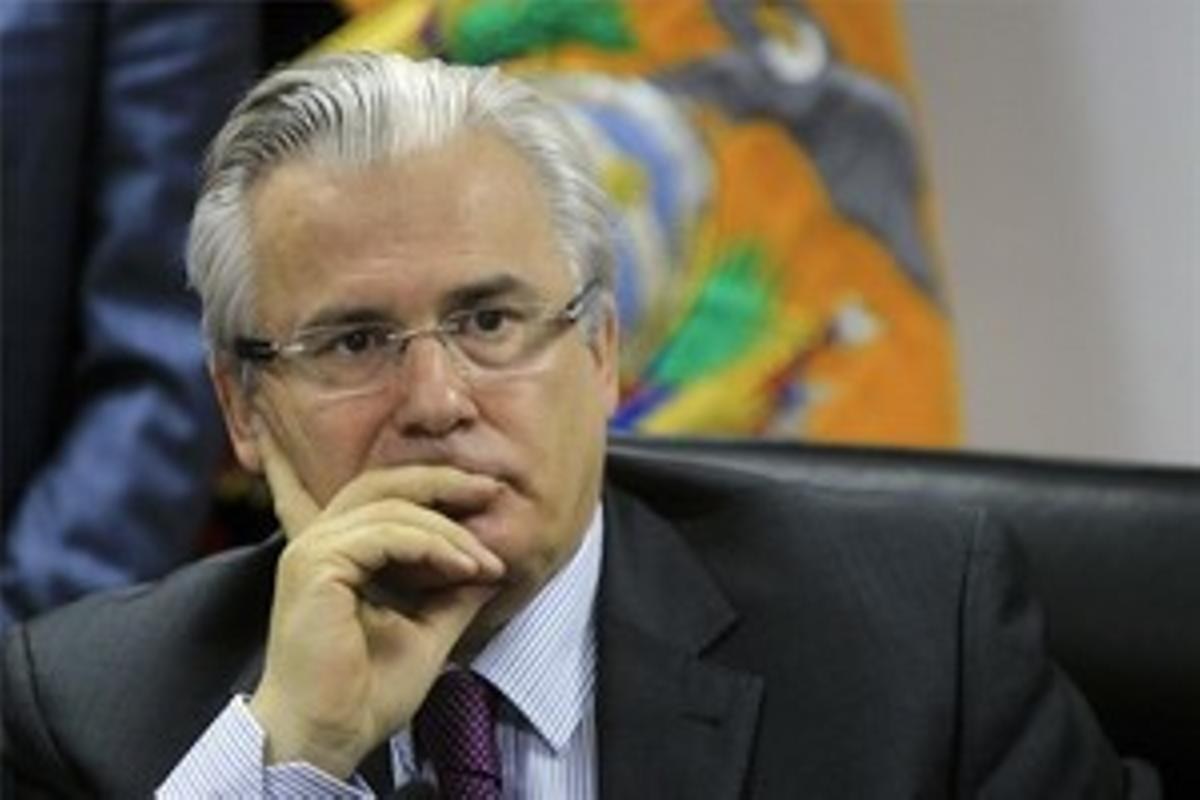 Efemérides del 2 de noviembre: en 1999 Baltasar Garzón ordena la captura de genocidas argentinos