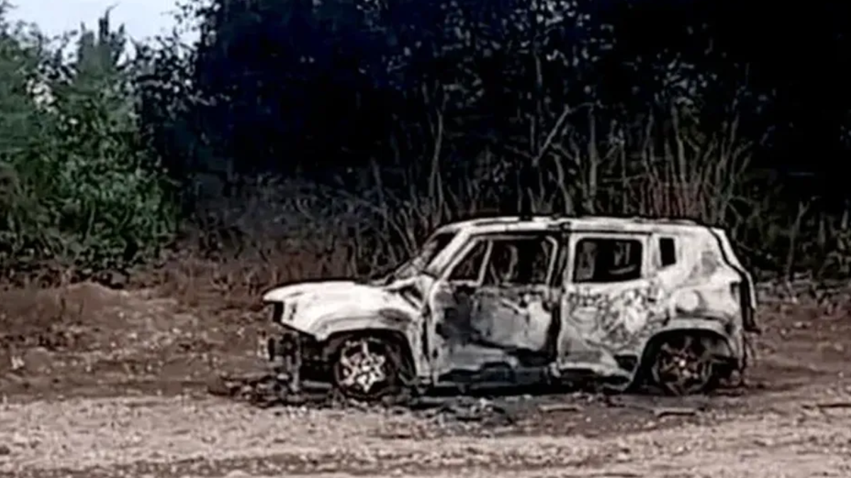 El auto fue hallado cerca de la localidad Pozo Cavado