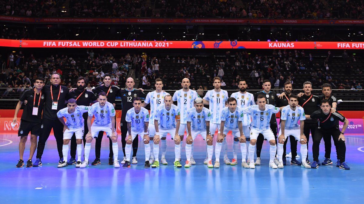 La Selección Argentina cayó por 2-1 con Portugal en la final del Mundial de  Lituania