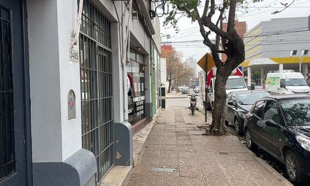 Este viernes por la mañana en Santa Fe golpearon a un hombre de 87 años y le quitaron una suma millonaria Este viernes por la mañana en Santa Fe golpearon a un hombre de 87 años y le quitaron una suma millonaria