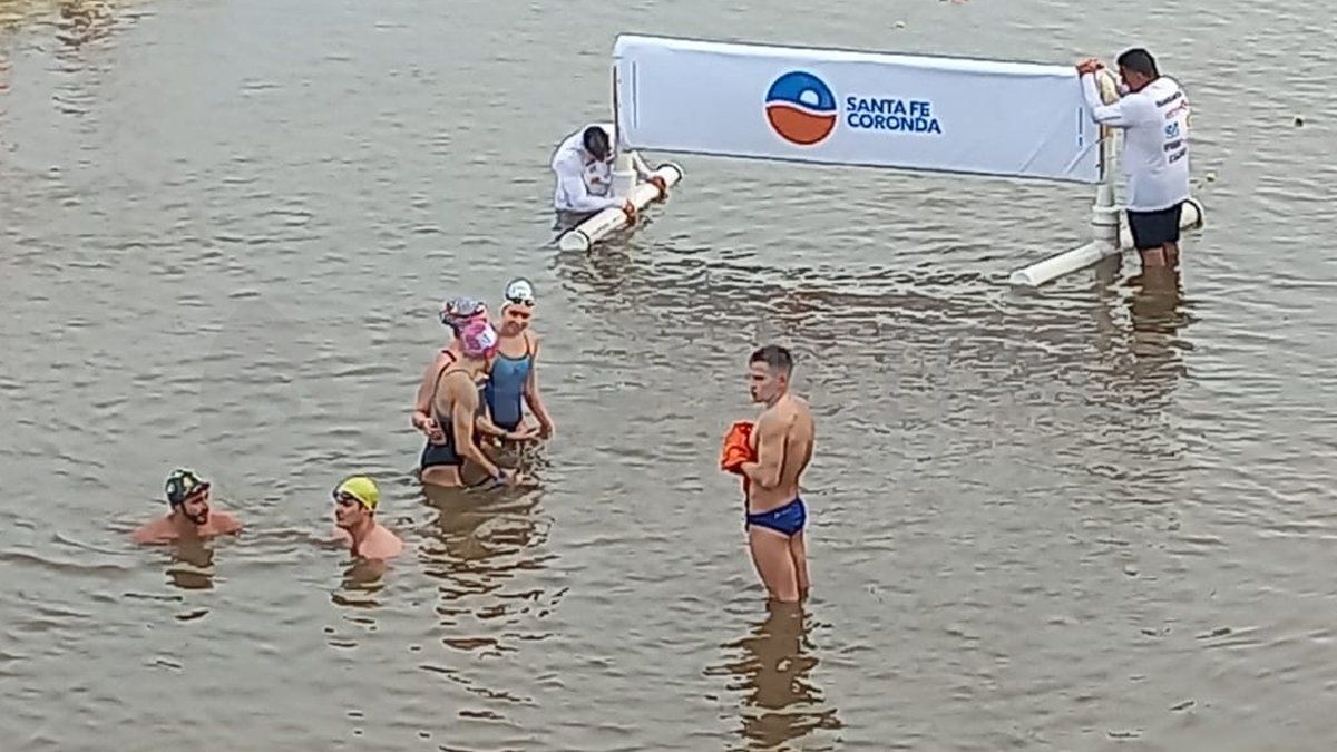 Este jueves se llevó a cabo el tradicional sprint exhibición previo a la Maratón Santa Fe-Coronda.&nbsp;