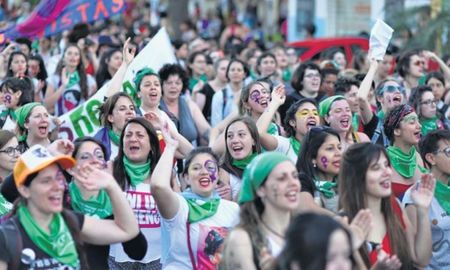 arranca en la plata el 34º encuentro nacional de mujeres y se esperan mas de 200.000 participantes arranca en la plata el 34º encuentro nacional de mujeres y se esperan mas de 200.000 participantes