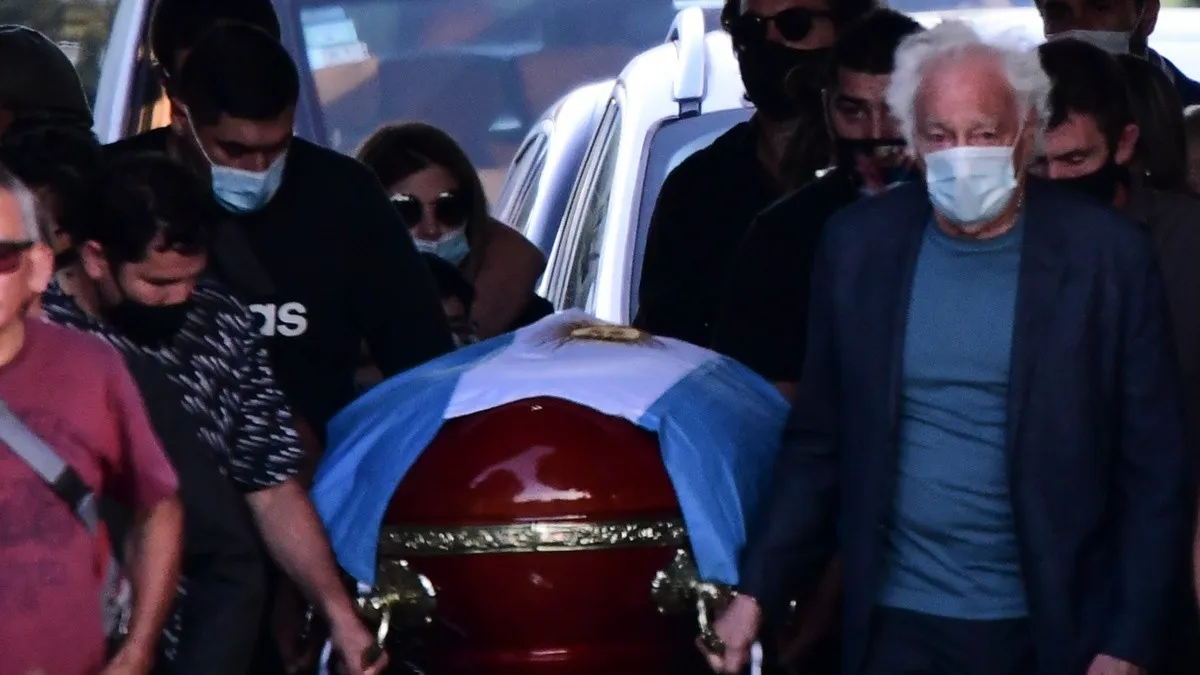 Guillermo Coppola habló de Diego Maradona: Mientras llevaba su cajón