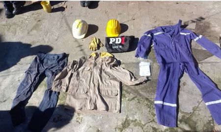Al estilo Simuladores: detuvieron en Rosario a una banda que se dedicaba al robo de transformadores vestidos de la EPE. Al estilo Simuladores: detuvieron en Rosario a una banda que se dedicaba al robo de transformadores vestidos de la EPE.