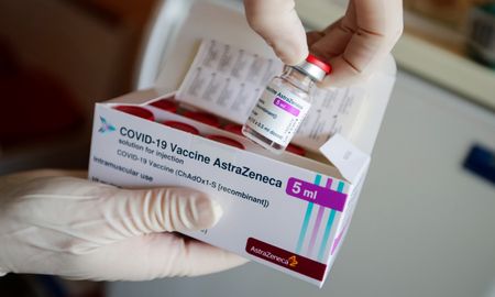 La familia de Ronald Biglione reclama $400 millones al laboratorio AstraZeneca y al Estado tras la muerte del futbolista, atribuida a la vacuna contra el Covid-19. La familia de Ronald Biglione reclama $400 millones al laboratorio AstraZeneca y al Estado tras la muerte del futbolista, atribuida a la vacuna contra el Covid-19.
