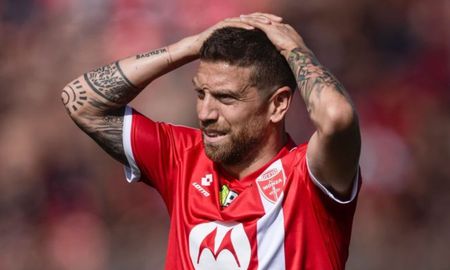 La pésima noticia que recibió el Papu Gómez cuando estaba a punto de regresar al fútbol La pésima noticia que recibió el Papu Gómez cuando estaba a punto de regresar al fútbol