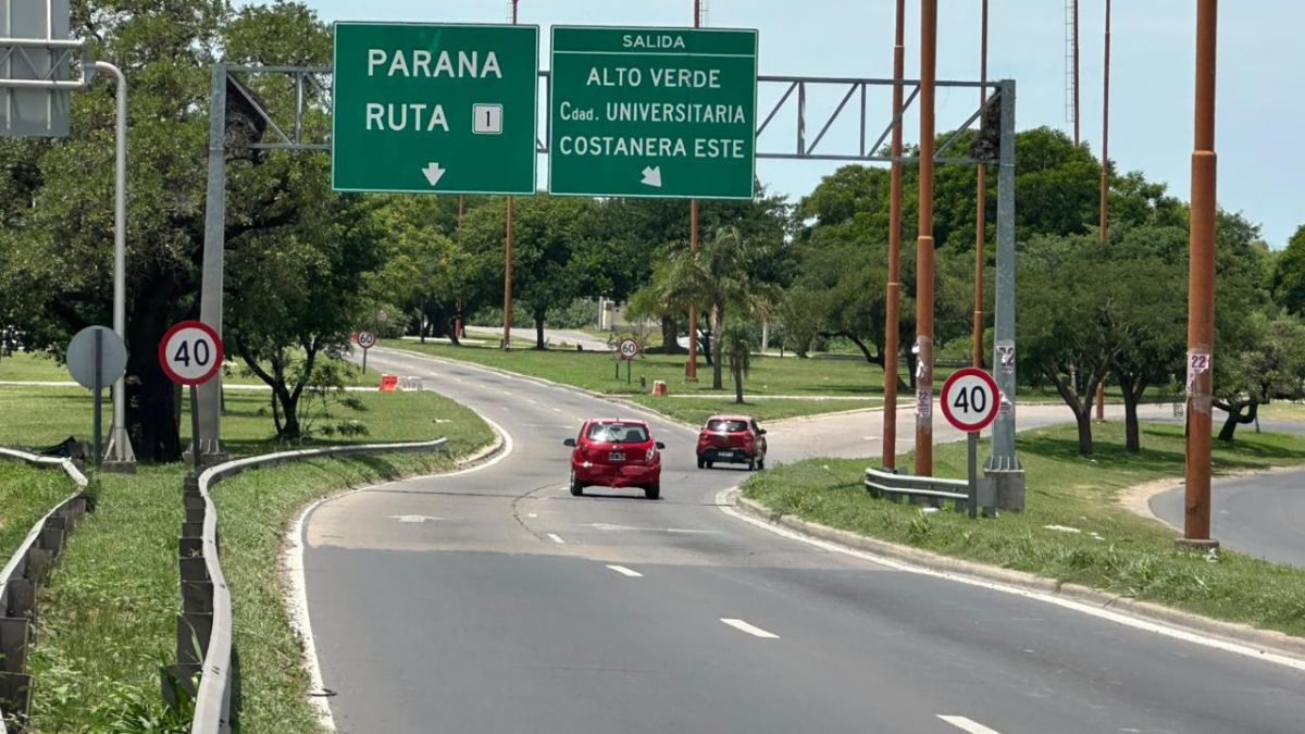 El tránsito quedó normalizado este sábado a las 13 sobre el viaducto Oroño.