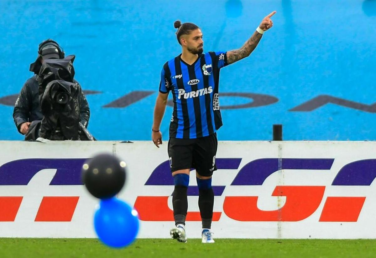 Thiago Vecino se convirtió este sábado en nuevo jugador de Unión. Llega procedente de Liverpool de Montevideo.