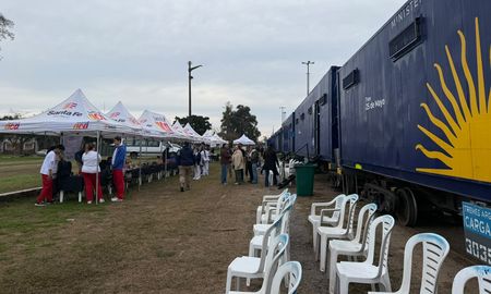 Santa Fe Acá y el Tren de Capital Humano ya están en la Estación Belgrano de Santa Fe. Santa Fe Acá y el Tren de Capital Humano ya están en la Estación Belgrano de Santa Fe.