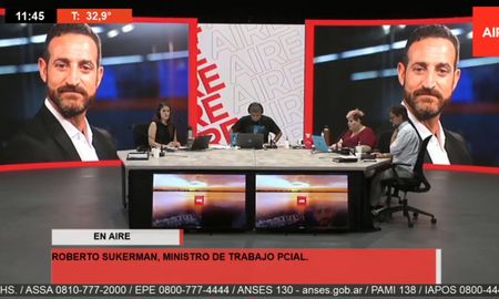 Roberto Sukerman ya trabaja en la cartera, aunque falta la designación formal, como jefe de Gabinete del Ministerio de Trabajo de la Nación. Roberto Sukerman ya trabaja en la cartera, aunque falta la designación formal, como jefe de Gabinete del Ministerio de Trabajo de la Nación.