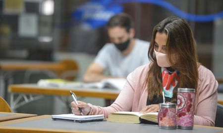 Universidades públicas destacaron que el acuerdo con el FMI no afectará el presupuesto educativo. Universidades públicas destacaron que el acuerdo con el FMI no afectará el presupuesto educativo.