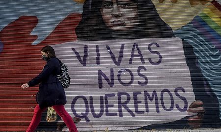 los rostros de las 24 victimas de femicidios en la cuarentena los rostros de las 24 victimas de femicidios en la cuarentena