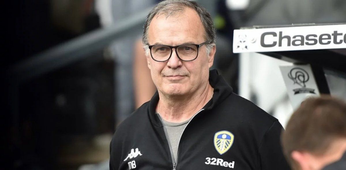 El Leeds de Marcelo Bielsa goleó y saltó a la punta