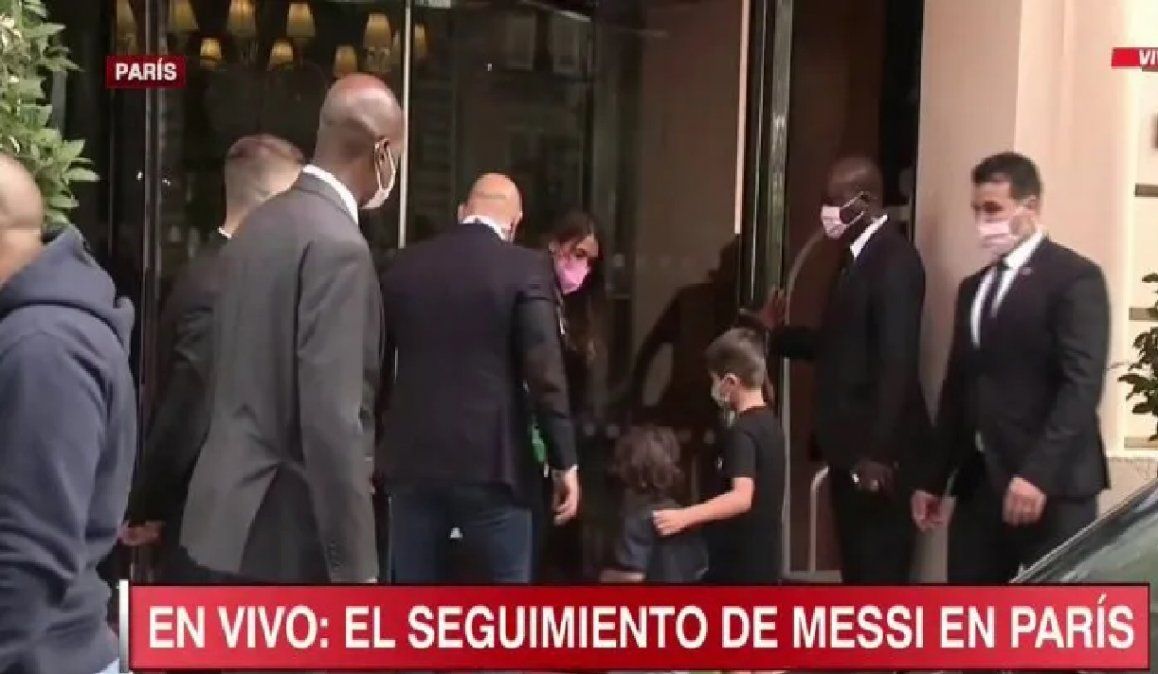 El berrinche de Ciro Messi al ingresar a su nueva casa en París