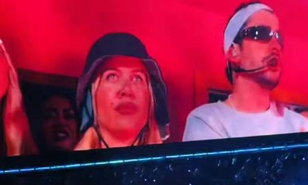 Wanda Nara en la casita de Bad Bunny. Wanda Nara en la casita de Bad Bunny.