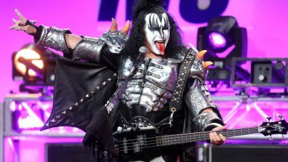 La familia y los médicos confirmaron que Simmons se encuentra estable mientras se prepara para el reencuentro de KISS en Las Vegas.