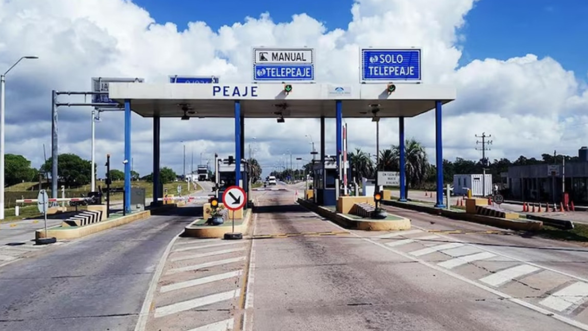 Vacaciones de verano: cómo tramitar el pase turista para circular en Uruguay