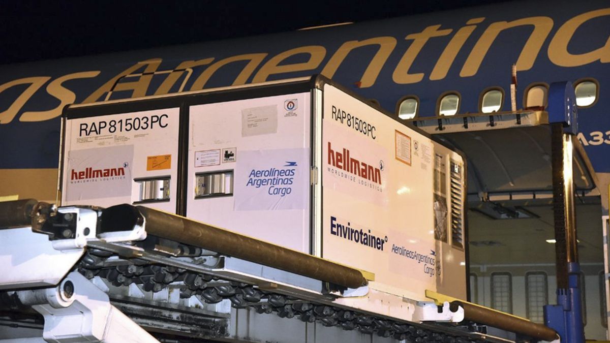 768.000 dosis de vacunas Sinopharm contra el coronavirus arribarán hoy al país.