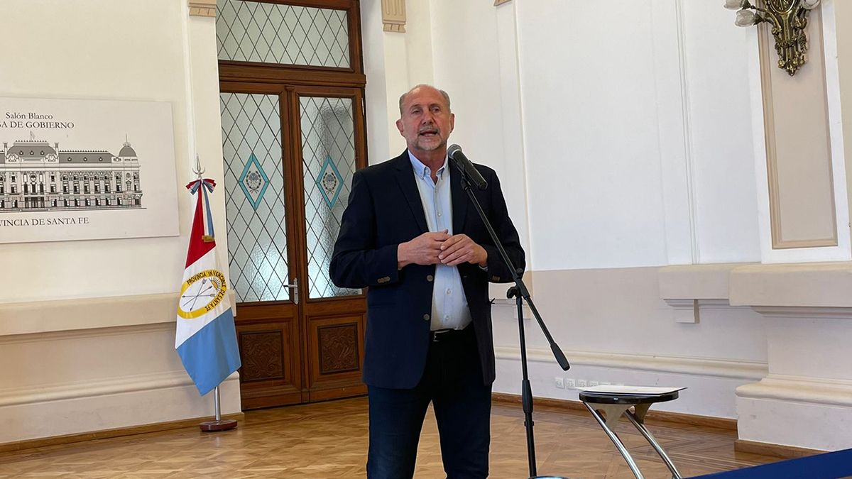 Este lunes, en conferencia de prensa, Perotti habló sobre la problemática de la inseguridad.