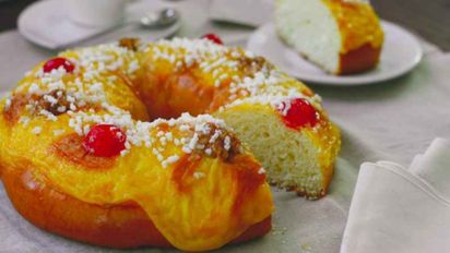 Rosca de Pascua: receta clásica con crema pastelera y azúcar