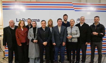 A diferencia de otros espacios, el PJ y sus aliados lograron unificar criterios y concretar la presentación de un solo proyecto de reforma constitucional.