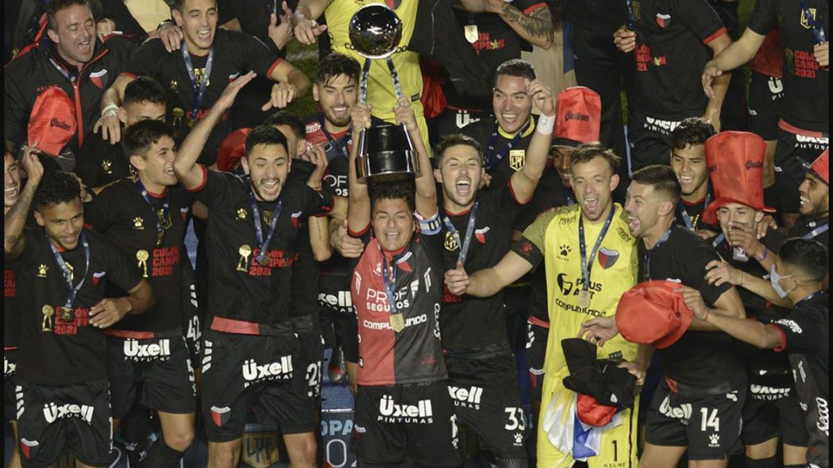 Colón campeón en 2021. Colón campeón en 2021.