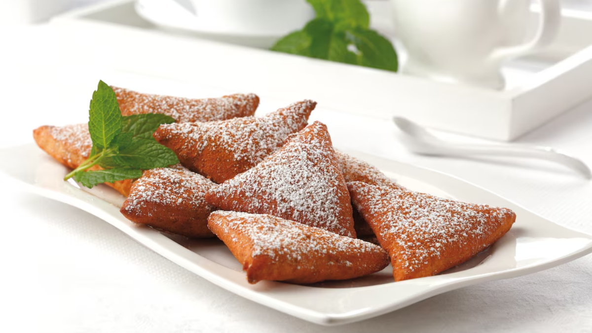 Receta de bartolillos, la ‘empanadilla’ dulce madrileña que acompaña a la rosquilla en San Isidro Receta de bartolillos, la ‘empanadilla’ dulce madrileña que acompaña a la rosquilla en San Isidro