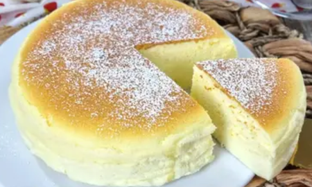 Torta nube de limón sin azúcar ni harina.