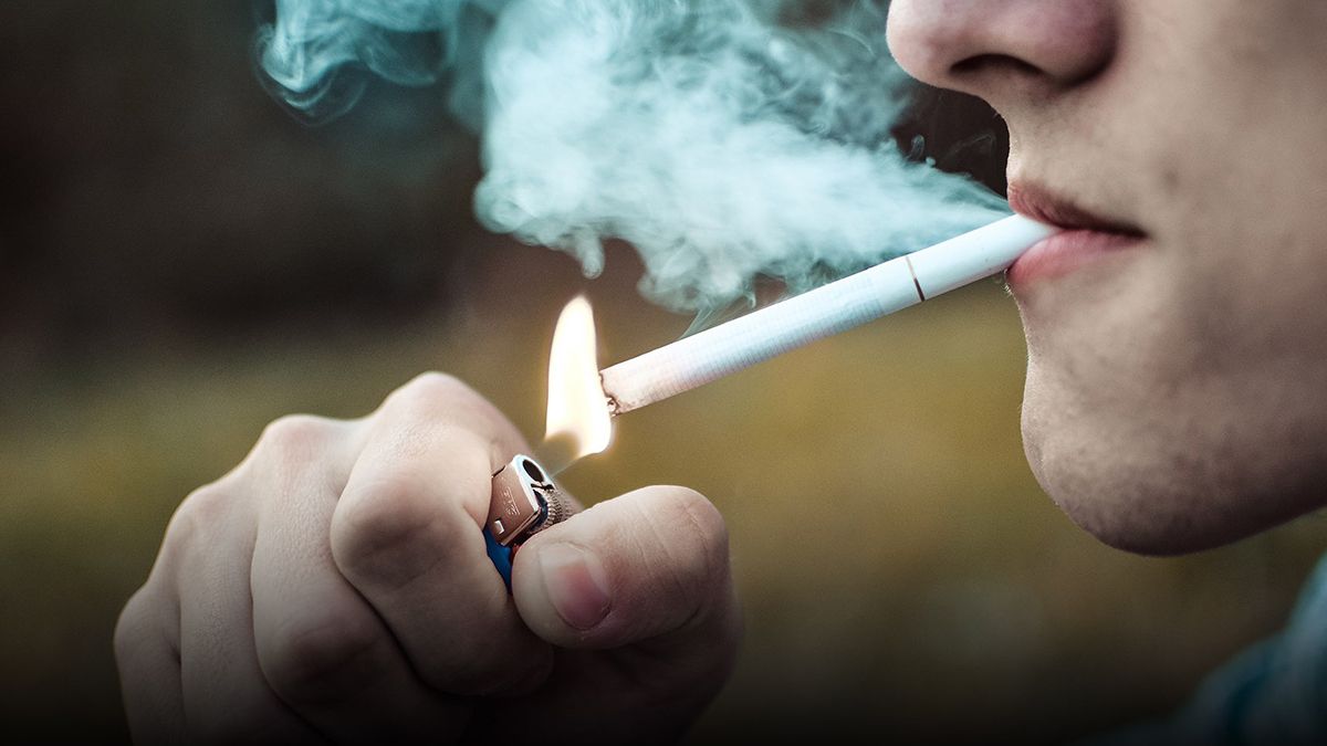 La edad media de inicio de consumo de tabaco se sitúa en los 13 años.