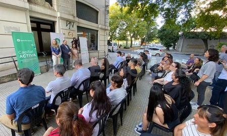 El acto se llevó en la explanada de Capital Activa, ubicada en Cortada Falucho, en el centro de la ciudad de Santa Fe. El acto se llevó en la explanada de Capital Activa, ubicada en Cortada Falucho, en el centro de la ciudad de Santa Fe.