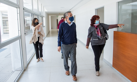 Silvinia Finochietti recorre junto con el secretario de Salud el nuevo hospital de Coronda Silvinia Finochietti recorre junto con el secretario de Salud el nuevo hospital de Coronda