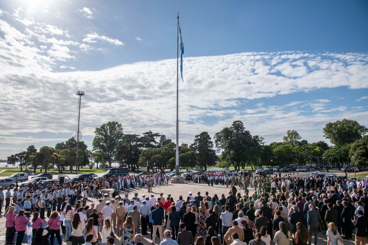 Este viernes se celebró el 214° aniversario de la bandera en Rosario.