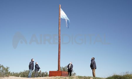 Fue en el marco de las celebraciones en honor al Día de la Bandera y a su creador Manuel Belgrano, en territorio insular provincial. Fue en el marco de las celebraciones en honor al Día de la Bandera y a su creador Manuel Belgrano, en territorio insular provincial.