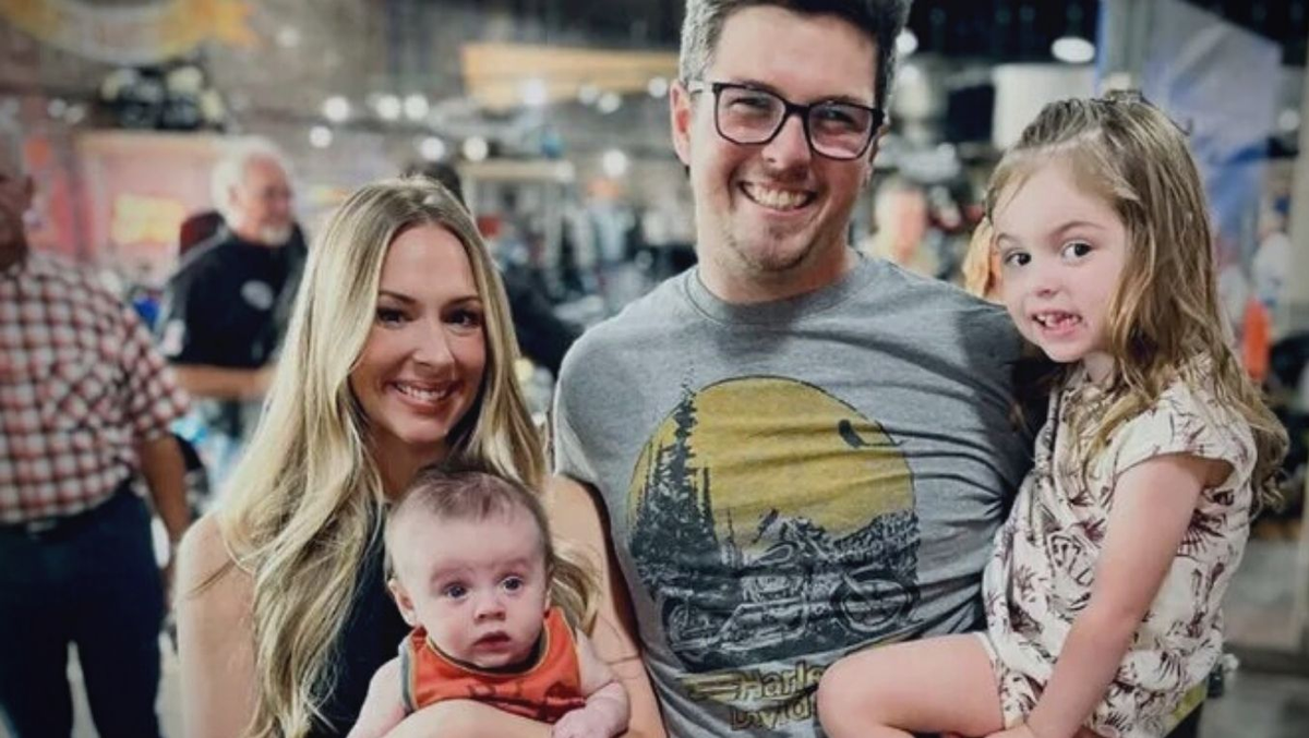 Dos pitbulls asesinaron salvajemente a un bebé de 5 meses y a su hermana de 2 años.