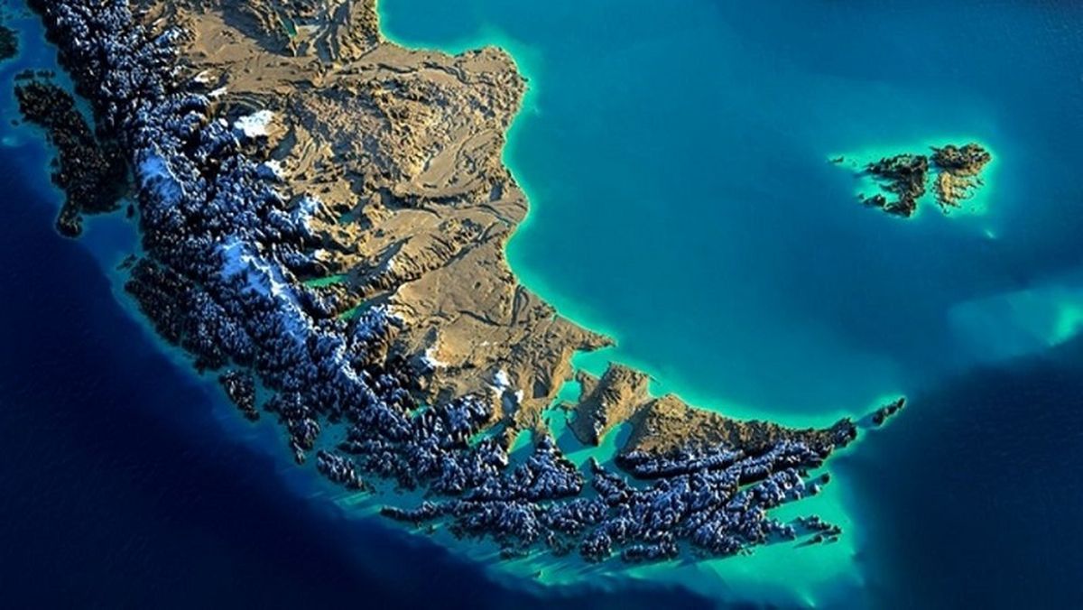 Con la independencia de las Provincias Unidas del Río de la Plata en 1810, Argentina aplicó el principio de uti possidetis iuris: los territorios que pertenecían al Virreinato del Río de la Plata pasaron a la nueva nación. En 1820, el coronel David Jewett tomó posesión oficial de las islas en nombre de las Provincias Unidas. Con la independencia de las Provincias Unidas del Río de la Plata en 1810, Argentina aplicó el principio de uti possidetis iuris: los territorios que pertenecían al Virreinato del Río de la Plata pasaron a la nueva nación. En 1820, el coronel David Jewett tomó posesión oficial de las islas en nombre de las Provincias Unidas.