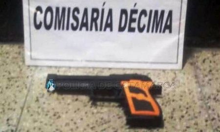 Robó en un negocio con una pistola de juguete y quedó detenido