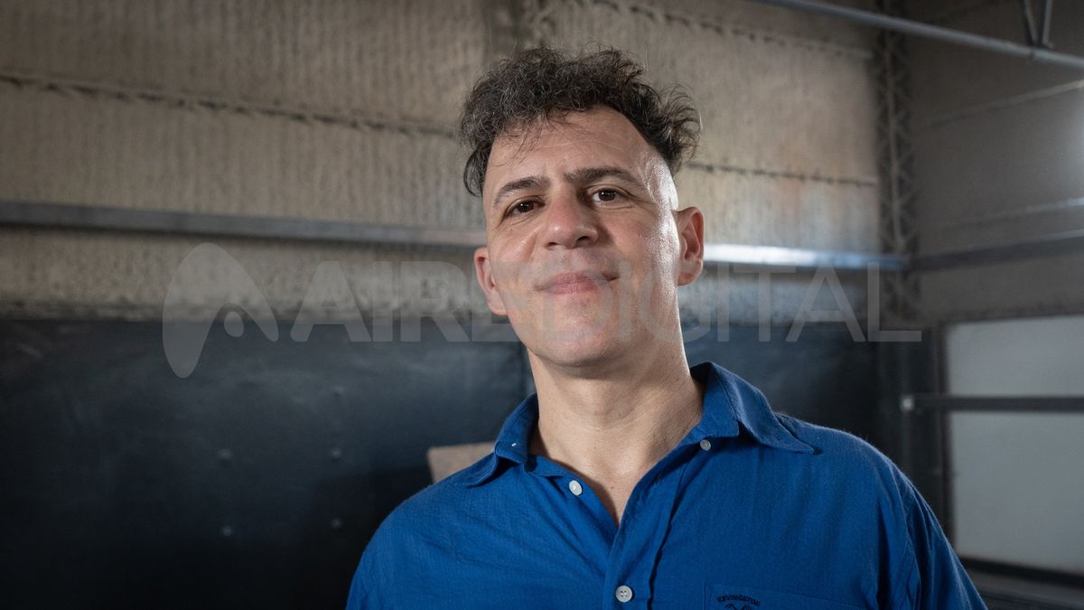 Alejandro Schmann, arquitecto encargado de la obra del gimnasio Fortress en el microcentro de la ciudad de Santa Fe. Alejandro Schmann, arquitecto encargado de la obra del gimnasio Fortress en el microcentro de la ciudad de Santa Fe.