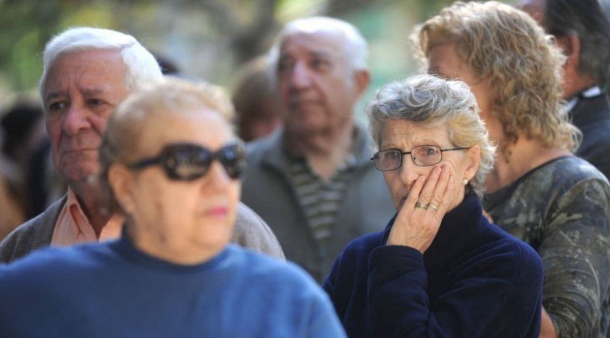 La Caja de Jubilaciones de Santa Fe atraviesa un escenario de déficit. La Caja de Jubilaciones de Santa Fe atraviesa un escenario de déficit.