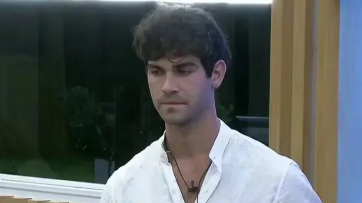 Nicolás de Gran Hermano recibió un mensaje de su mamá in fraganti. Nicolás de Gran Hermano recibió un mensaje de su mamá in fraganti.