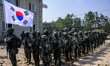 Celebridades coreanas que comenzarán su servicio militar obligatorio en abril Celebridades coreanas que comenzarán su servicio militar obligatorio en abril