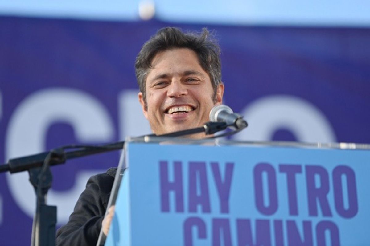 El mandatario bonaerense form&oacute; parte de un evento que ofreci&oacute; una postal inusual, ya que pos&oacute; junto a los mandatarios de Entre R&iacute;os, Rogelio Frigerio; Jujuy, Carlos Sadir; de San Luis, Claudio Poggi, y Mendoza.