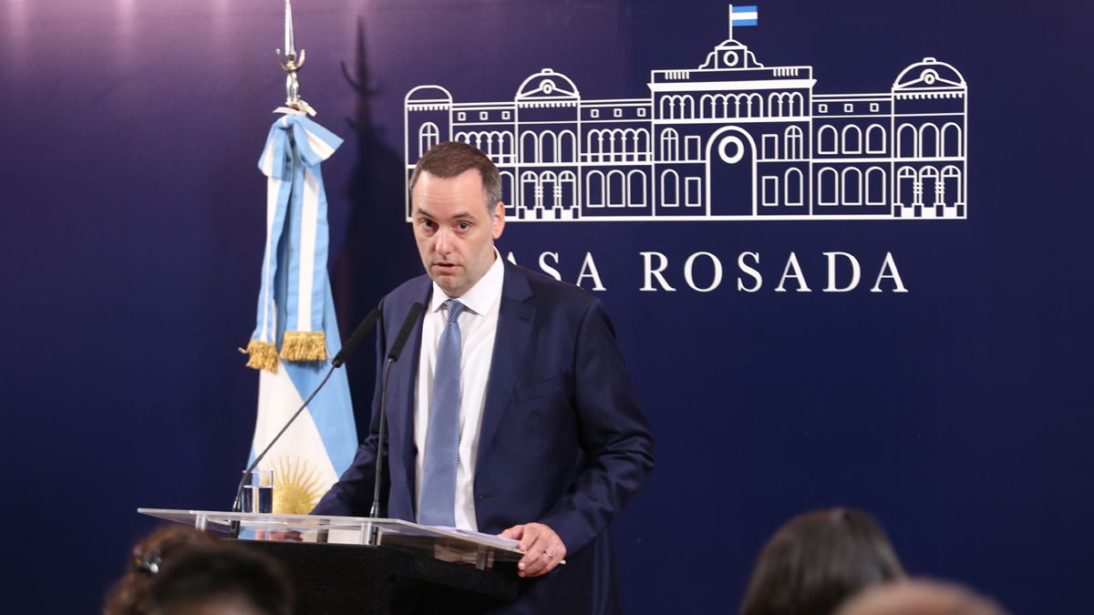 El anuncio fue realizado por el vocero presidencial, Manuel Adorni.