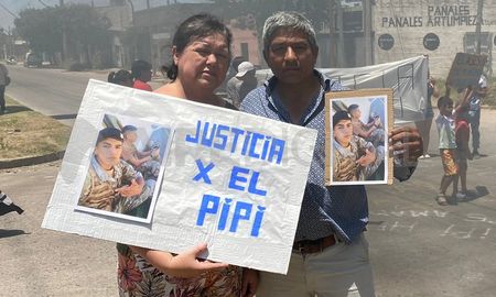 Los padres de Pipi Vega reclaman que se acelere la investigación del hecho. Los padres de Pipi Vega reclaman que se acelere la investigación del hecho.