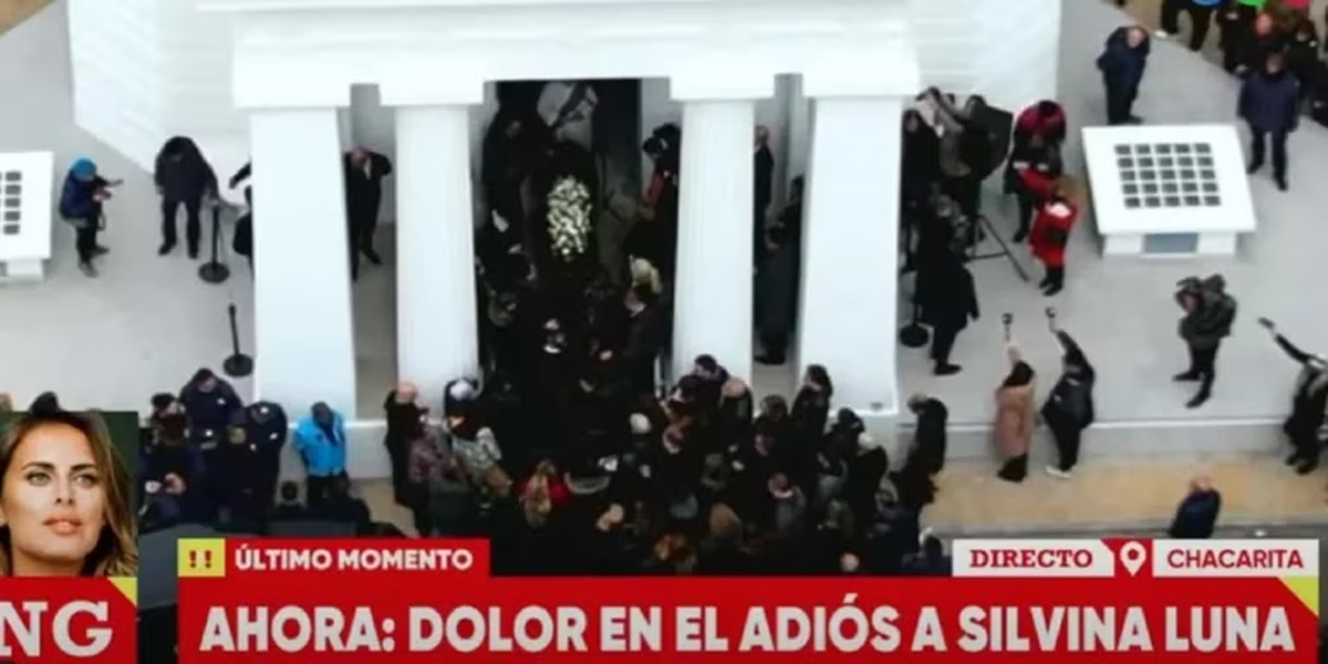 El hermano de Silvina Luna quedó en shock por un pedido que no fue respetado en el velorio. El hermano de Silvina Luna quedó en shock por un pedido que no fue respetado en el velorio.