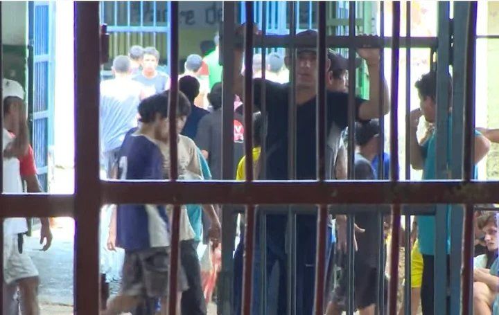 "Sinceramente nunca esperé que me iba a enamorar dentro de una cárcel", dijo la abogada. Foto Captura TV. 