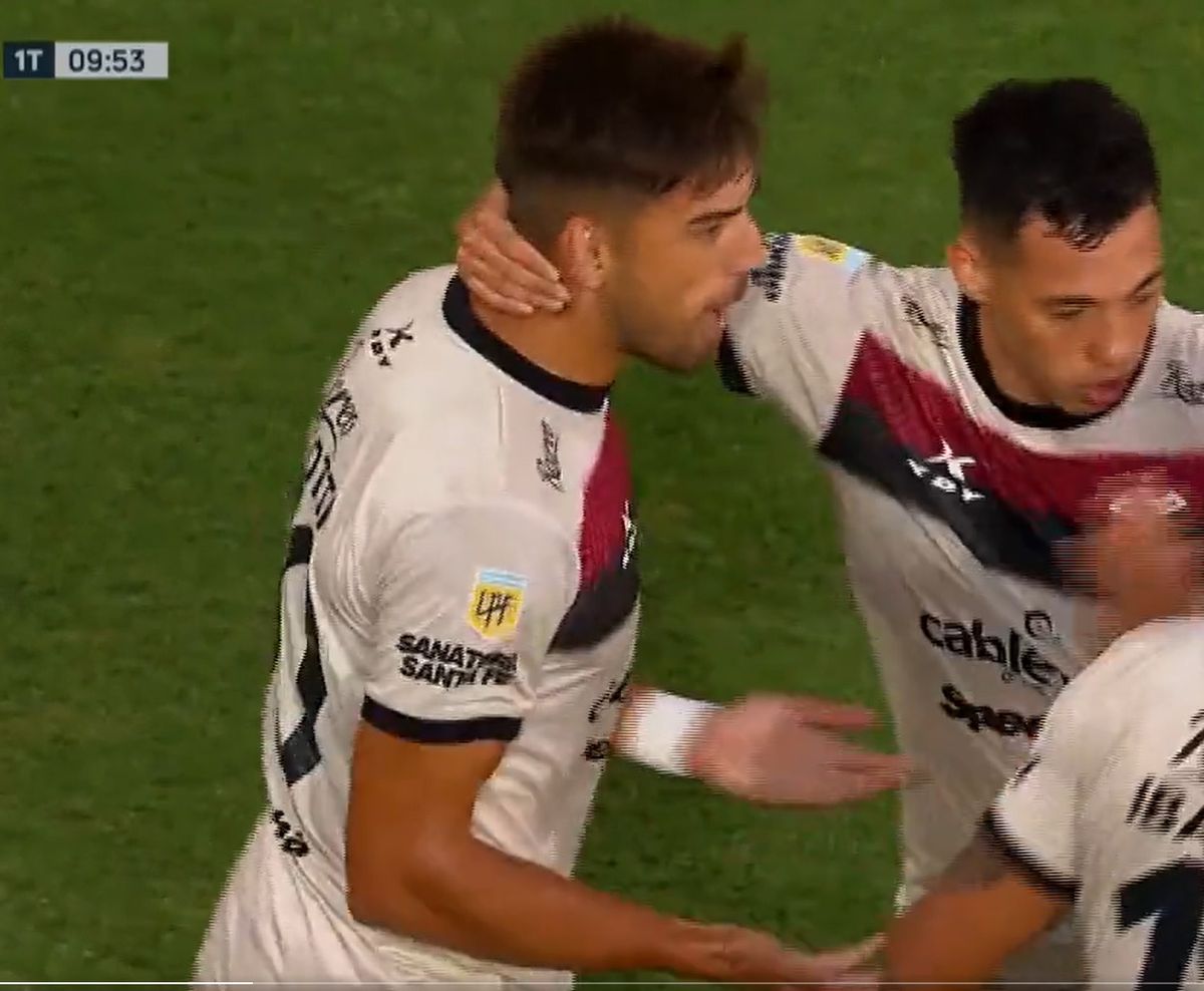 Santiago Pierotti adelantó a Colón en el duelo ante Independiente