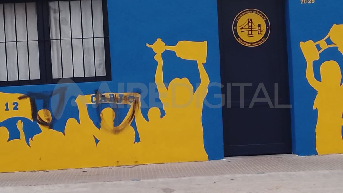 El frente de la sede de la peña El frente de la sede de la peña