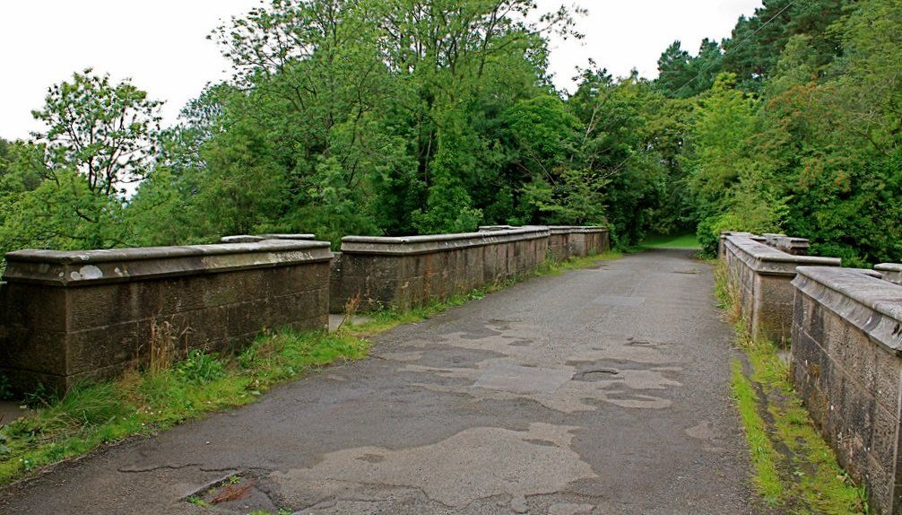 El enigmático puente de Escocia donde los perros se suicidan
